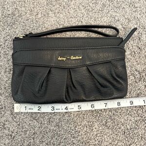 Juicy Couture wristlet